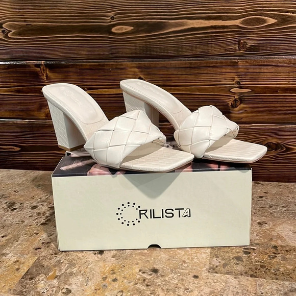 Shoes - Cute Heels